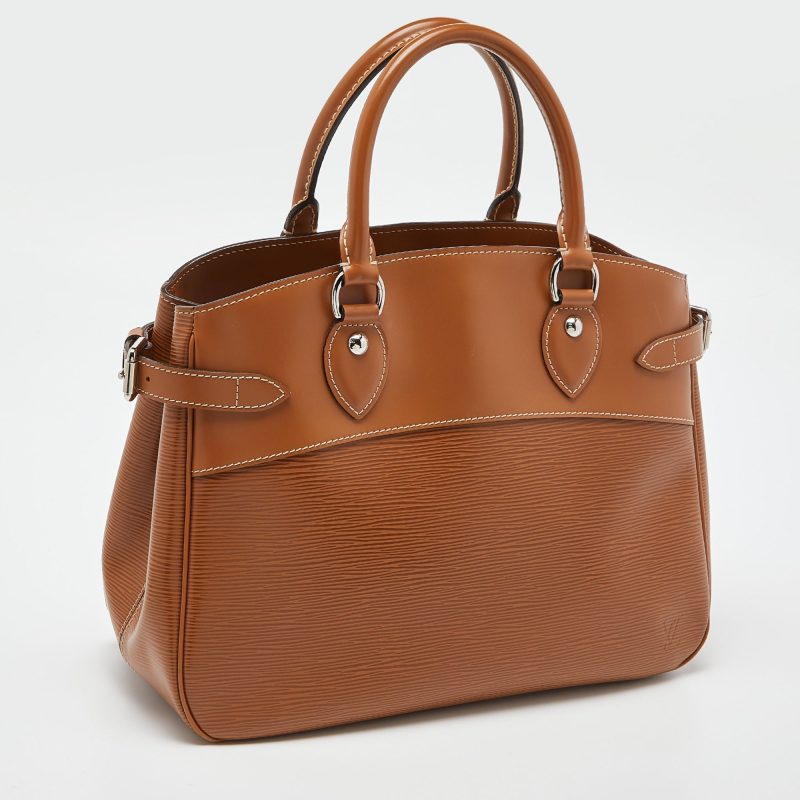 LOUIS VUITTON Cannelle Epi Leather Passy PM Bag - Logoexplore - Image 3