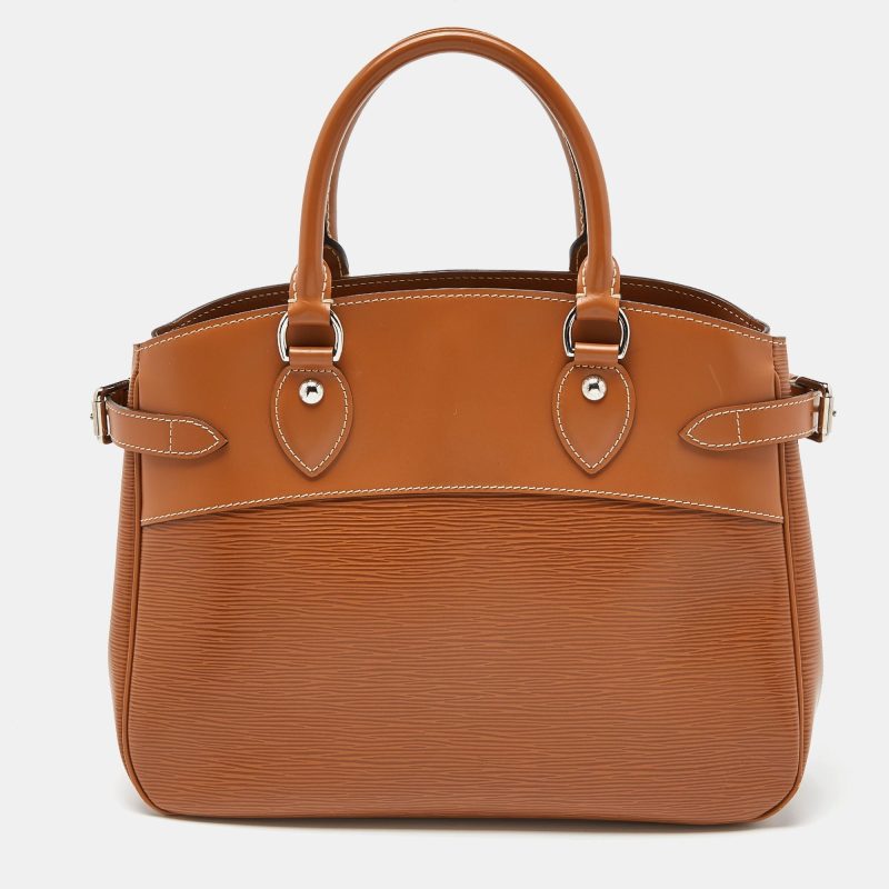 LOUIS VUITTON Cannelle Epi Leather Passy PM Bag - Logoexplore - Image 4