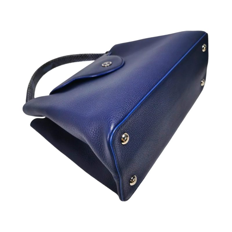 Louis Vuitton Capucines MM Exotic Blue Taurillon - Logoexplore - Image 8